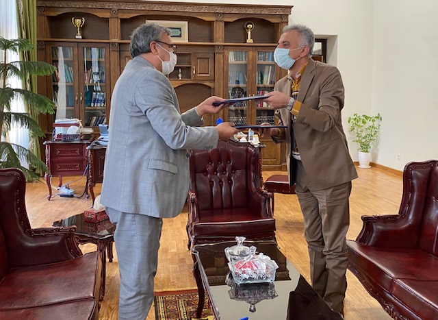 Signing the agreement letter between Monenco Iran and Kharazmi University